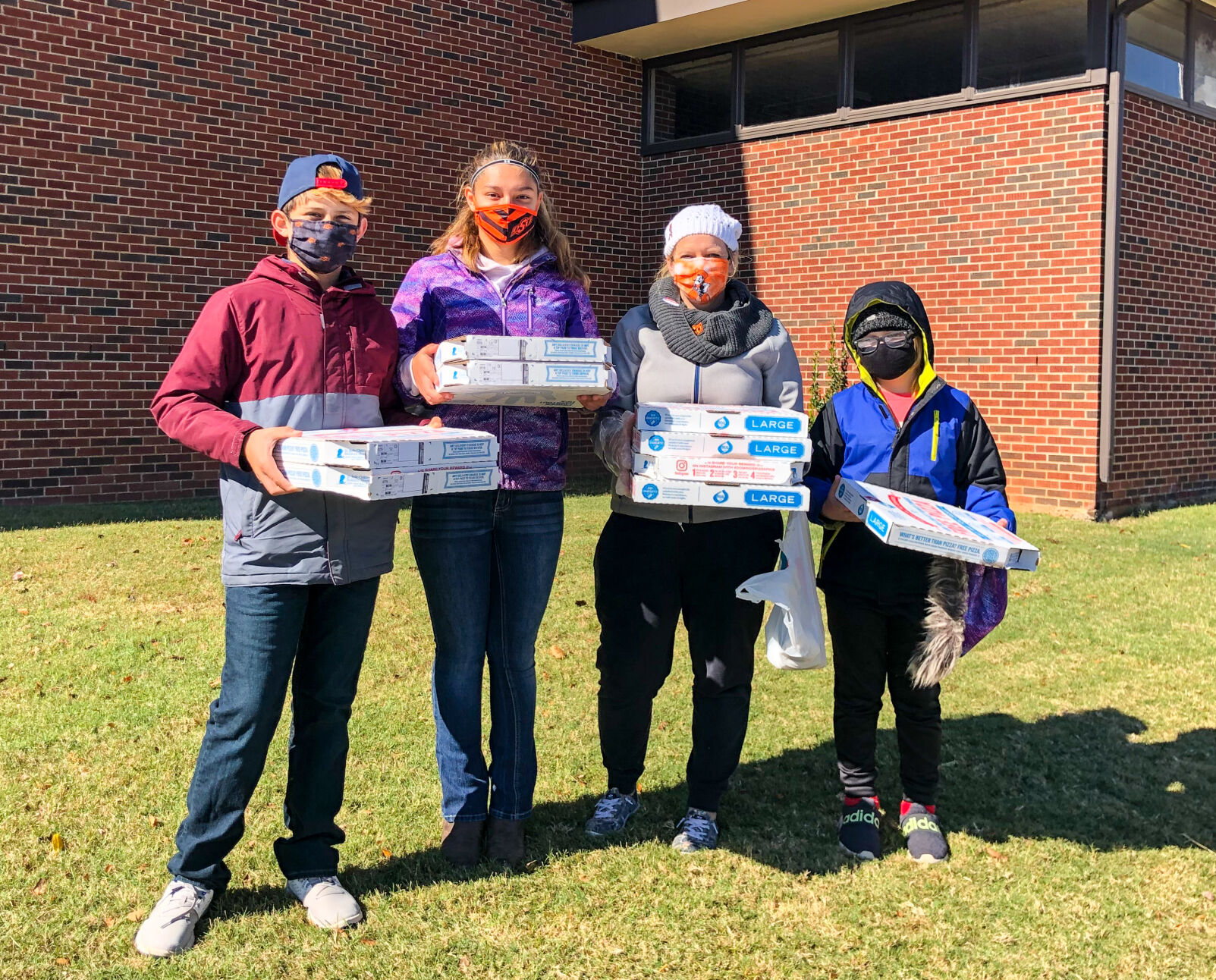 Early voting pizza family2.jpg